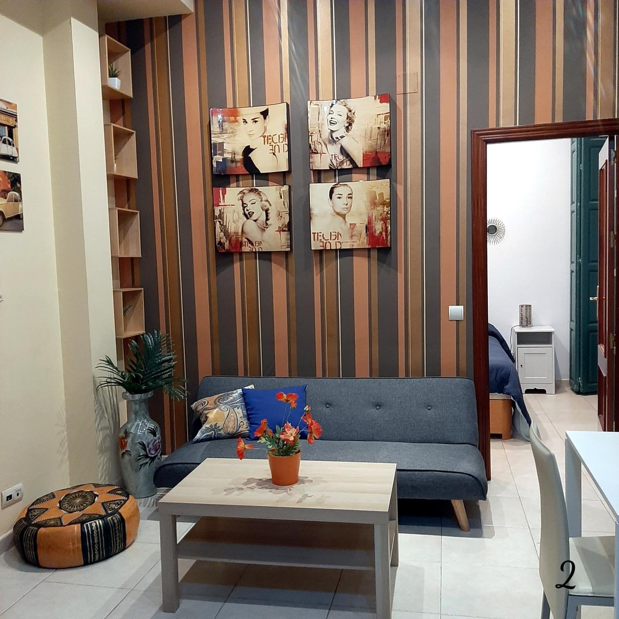 Apartamento Mon Chéri Málaga Esterno foto