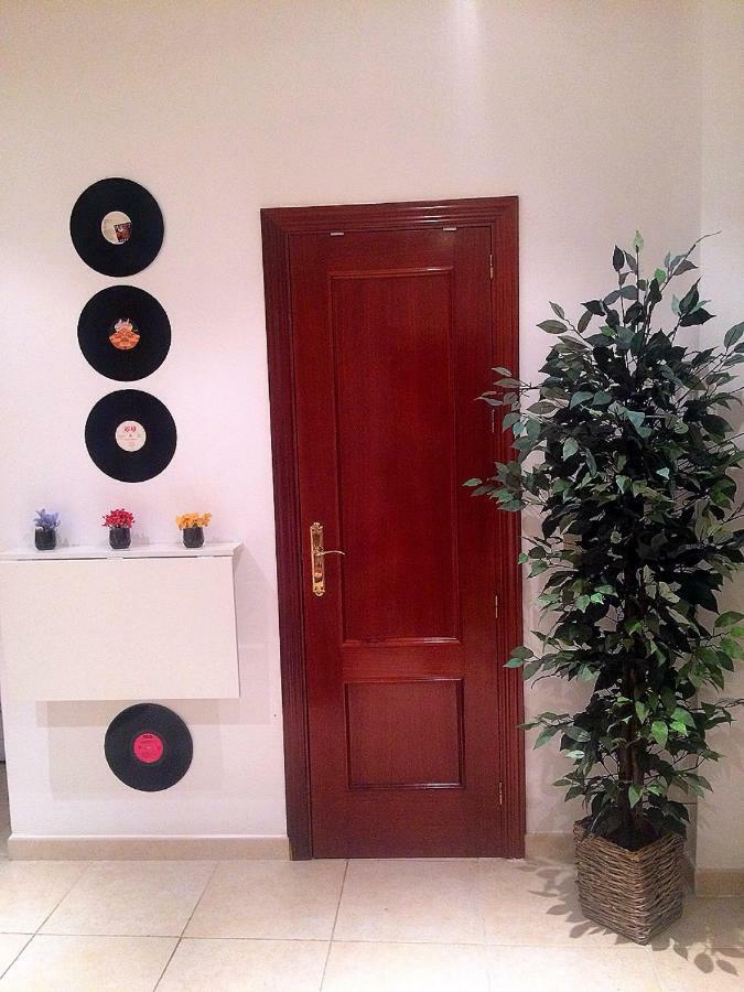 Apartamento Mon Chéri Málaga Esterno foto