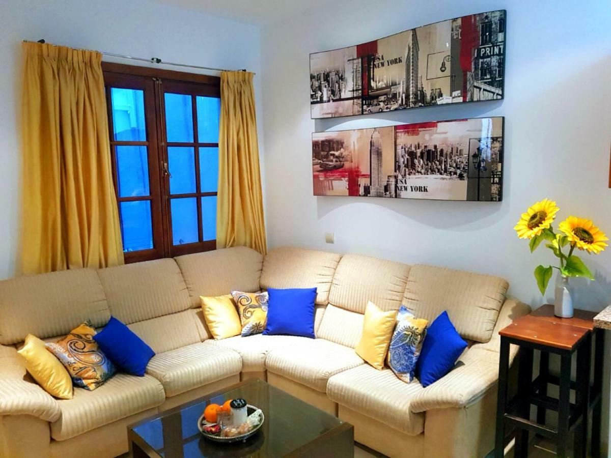 Apartamento Mon Chéri Málaga Esterno foto